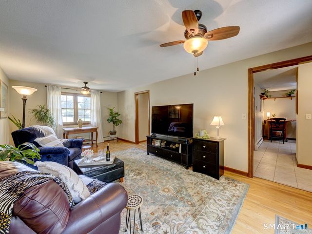102 Ralph Road, Manchester, CT 06042