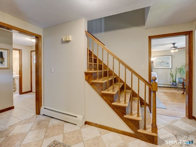 102 Ralph Road, Manchester, CT 06042