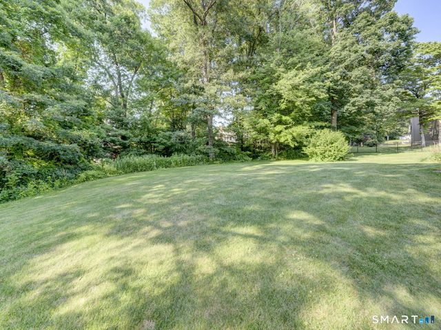 102 Ralph Road, Manchester, CT 06042