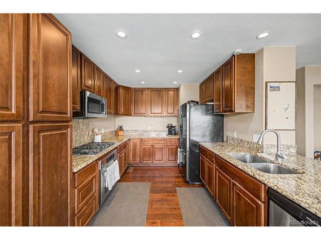 10484 Hollyhock Ct, Littleton, CO 80129