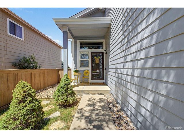 10484 Hollyhock Ct, Littleton, CO 80129