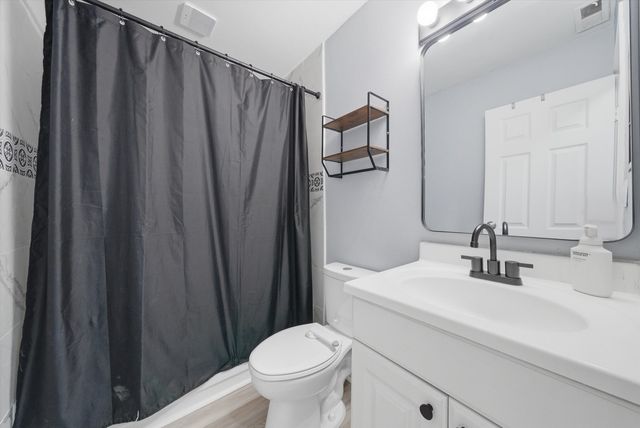 1198 ARROWWOOD Court, Aurora, IL 60504