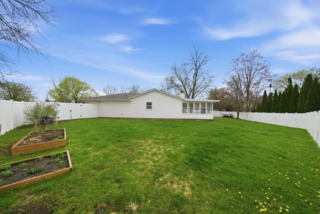 1198 ARROWWOOD Court, Aurora, IL 60504