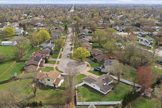 1198 ARROWWOOD Court, Aurora, IL 60504