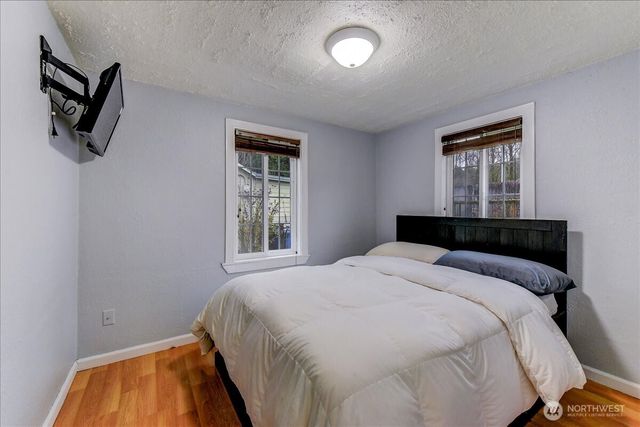 3533 SE 6th ST, Renton, WA 98058