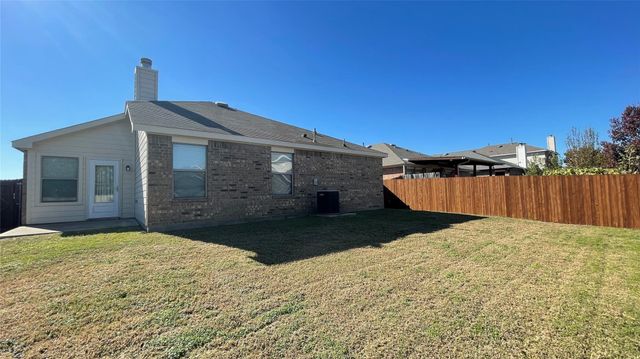 8131 Tierra Del Sol Road, Arlington, TX 76002