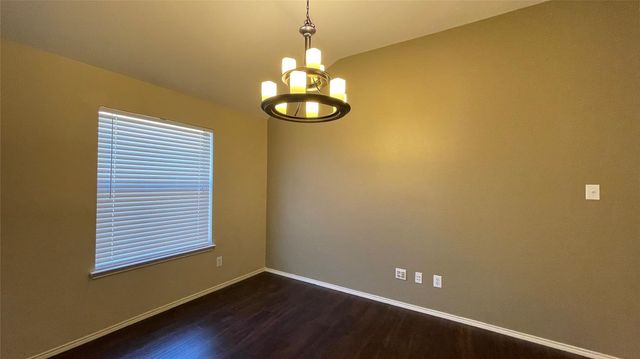 8131 Tierra Del Sol Road, Arlington, TX 76002