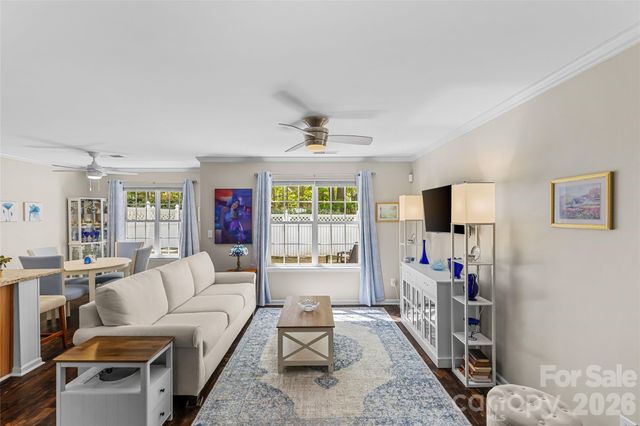 8733 Robinson Forest Drive, Charlotte, NC 28277