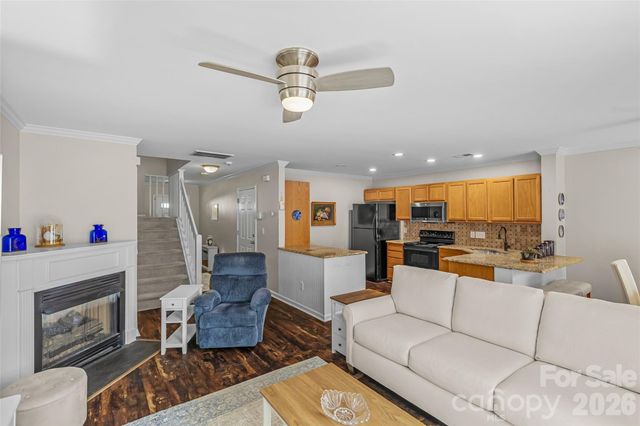 8733 Robinson Forest Drive, Charlotte, NC 28277