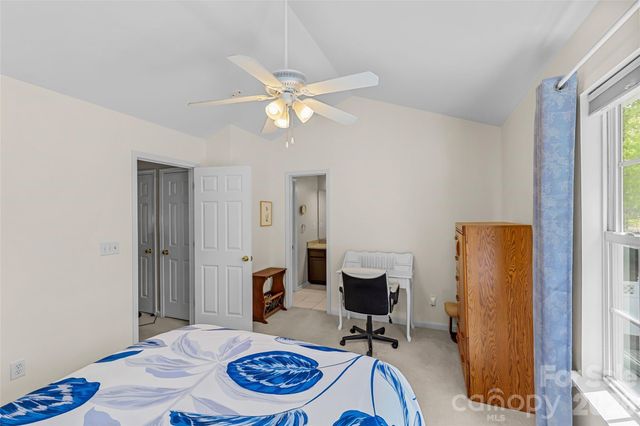 8733 Robinson Forest Drive, Charlotte, NC 28277