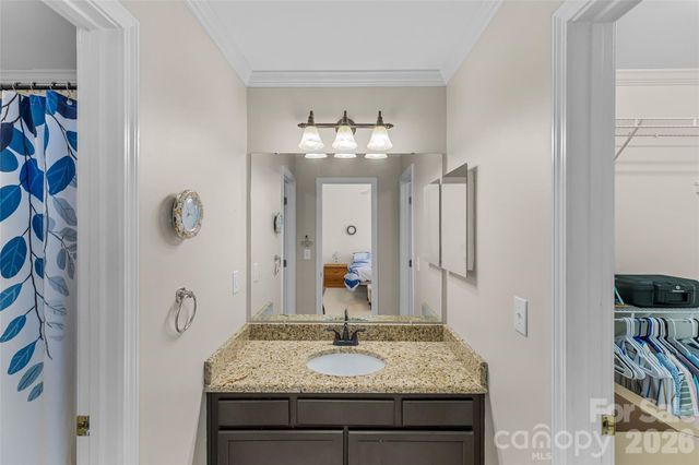 8733 Robinson Forest Drive, Charlotte, NC 28277