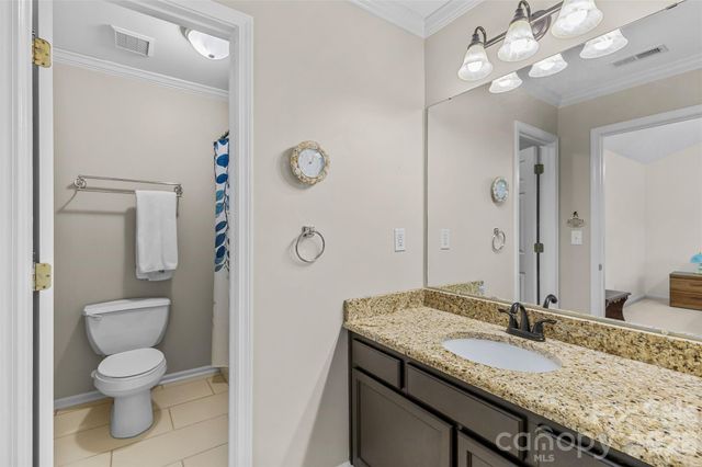 8733 Robinson Forest Drive, Charlotte, NC 28277