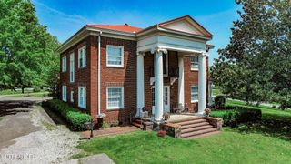 294 Clifton Heights Rd, Newport, TN 37821