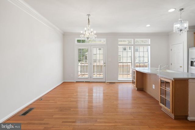 2225 POTOMAC CLUB PKWY, Woodbridge, VA 22191