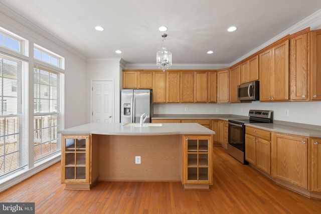 2225 POTOMAC CLUB PKWY, Woodbridge, VA 22191