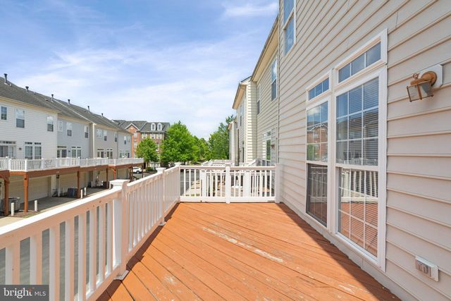 2225 POTOMAC CLUB PKWY, Woodbridge, VA 22191