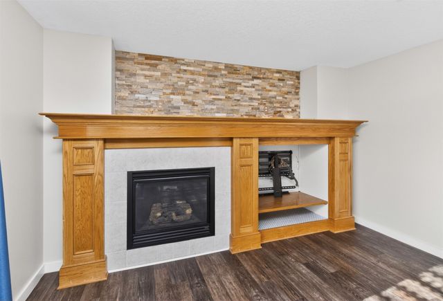 12308 Valdez Drive, Urbandale, IA 50323