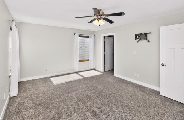 12308 Valdez Drive, Urbandale, IA 50323