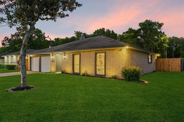 15439 Indian Woods Drive, Houston, TX 77489