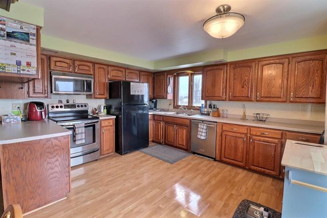 2888 LITTLE RAPIDS ROAD, De Pere, WI 54115