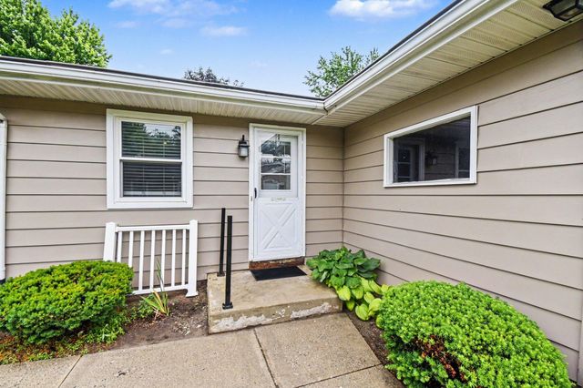5153 Southglow Court Se, City Of Kentwood, MI 49508