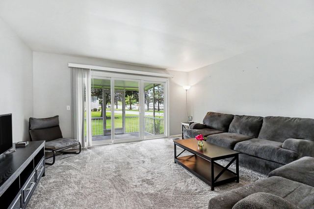 5153 Southglow Court Se, City Of Kentwood, MI 49508