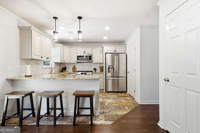 4489 Coventry Way NE, Roswell, GA 30075