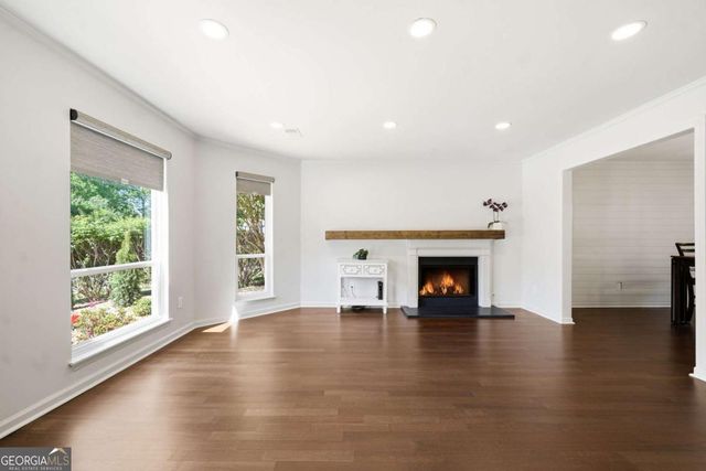 4489 Coventry Way NE, Roswell, GA 30075
