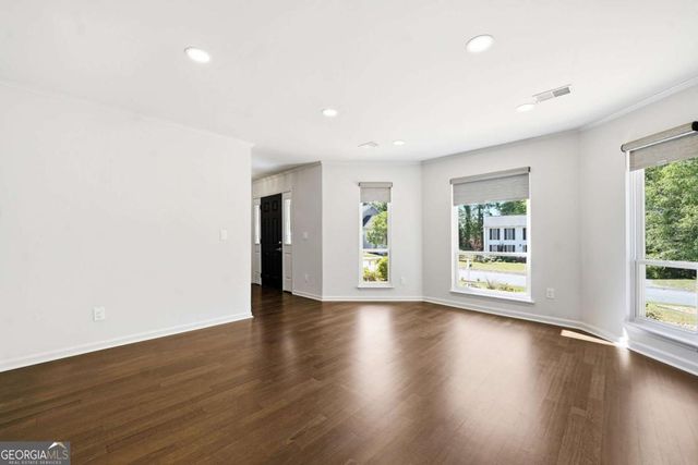 4489 Coventry Way NE, Roswell, GA 30075