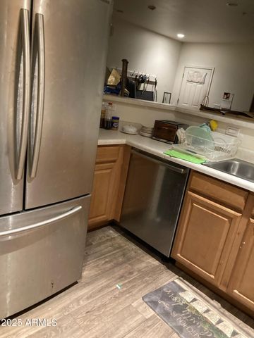 21655 N 36TH Avenue 120, Glendale, AZ 85308