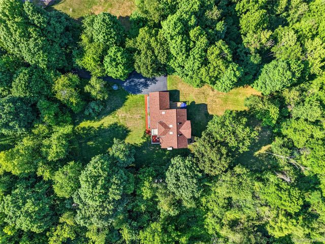5 Harvey Way, Newburgh, NY 12550