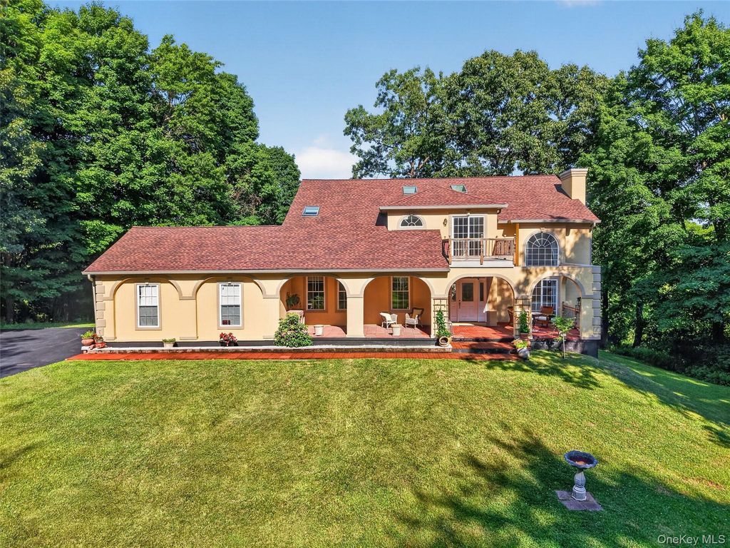 5 Harvey Way, Newburgh, NY 12550