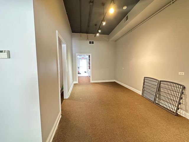 514 W Northwest Highway, Mount Prospect, IL 60056
