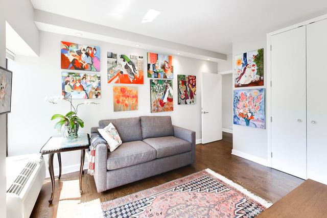 1100 N Lake Shore Drive 27B, Chicago, IL 60611