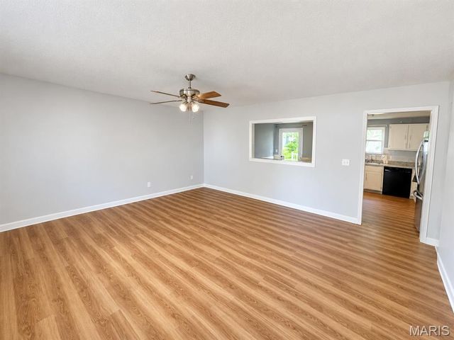1 Mineral Drive, St Peters, MO 63376