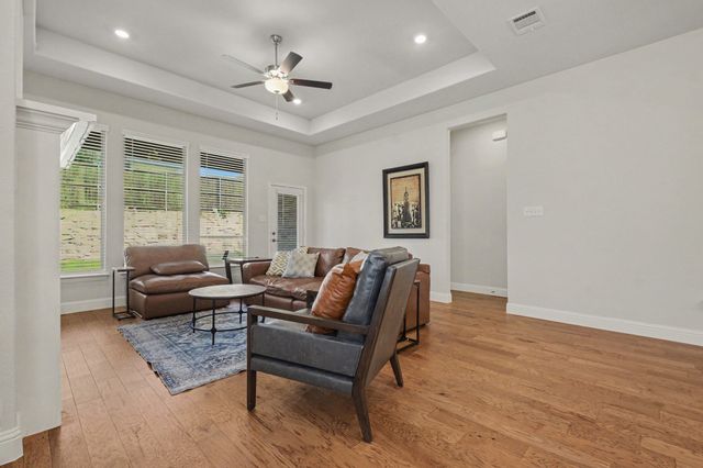 113 Lakeview Drive, Oak Point, TX 75068