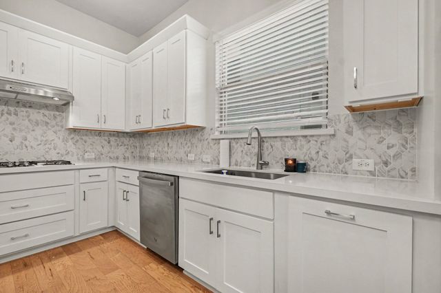 113 Lakeview Drive, Oak Point, TX 75068