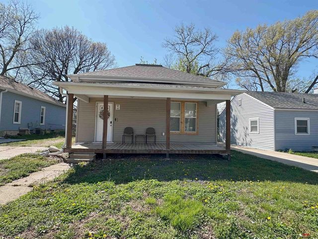 825 N 30Th Street, Lincoln, NE 68503