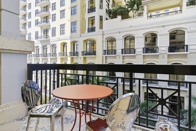 801 S Olive Avenue 433, West Palm Beach, FL 33401