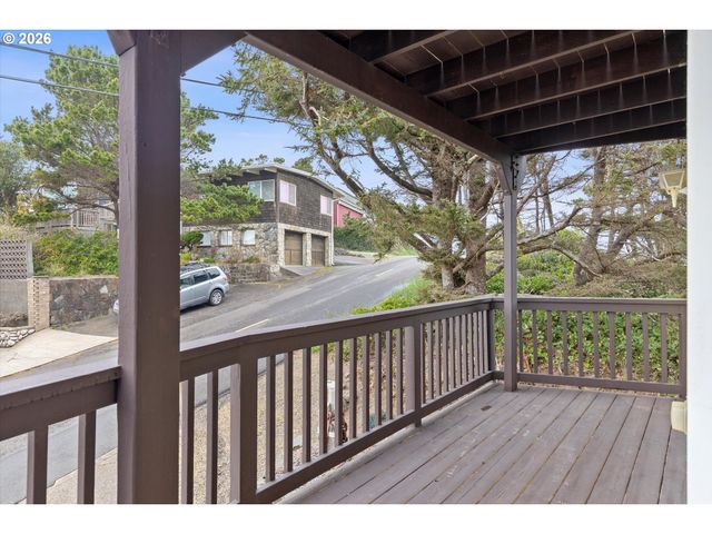 2660 Sw ANCHOR Ave, Lincoln City, OR 97367