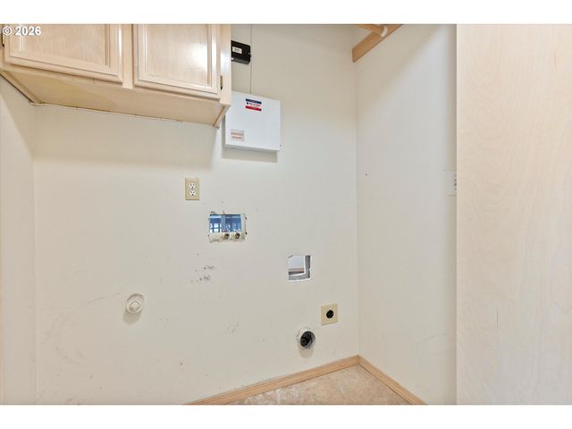 2660 Sw ANCHOR Ave, Lincoln City, OR 97367