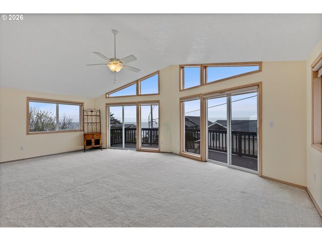 2660 Sw ANCHOR Ave, Lincoln City, OR 97367