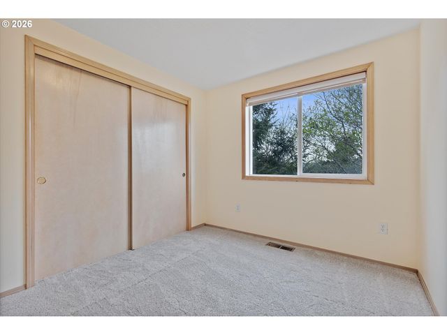 2660 Sw ANCHOR Ave, Lincoln City, OR 97367