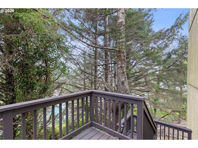 2660 Sw ANCHOR Ave, Lincoln City, OR 97367