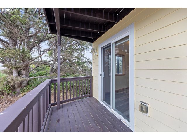 2660 Sw ANCHOR Ave, Lincoln City, OR 97367