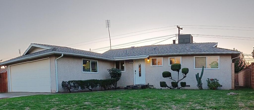 4461 N Manila Avenue, Fresno, CA 93727
