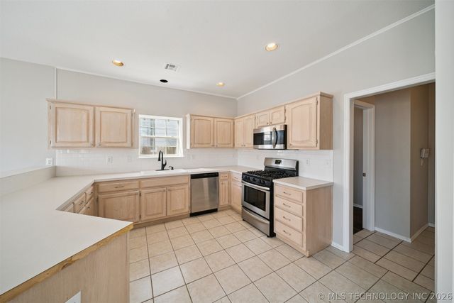 9208 E 90th Street, Tulsa, OK 74133