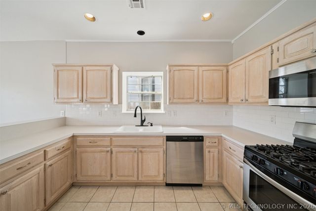 9208 E 90th Street, Tulsa, OK 74133