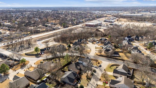 9208 E 90th Street, Tulsa, OK 74133