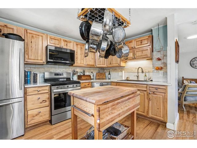 2271 N Garfield Ave, Loveland, CO 80538